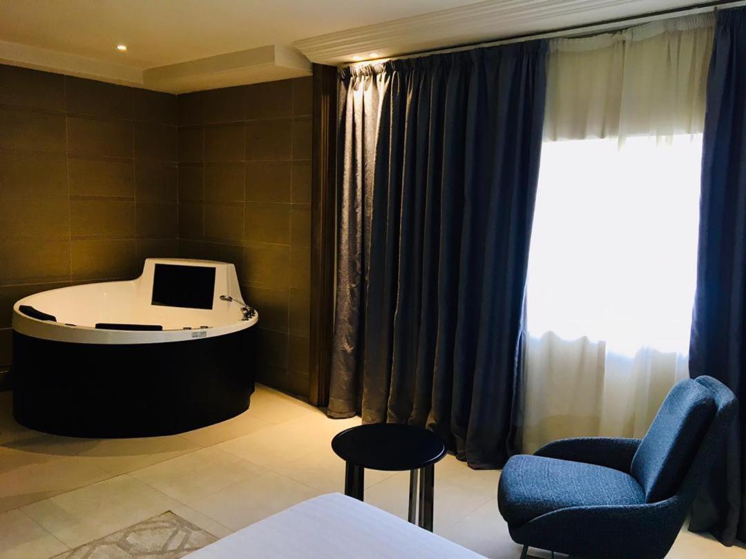 Summerset Continental Hotel Maitama By T E L E Hospitality Abuja Dış mekan fotoğraf
