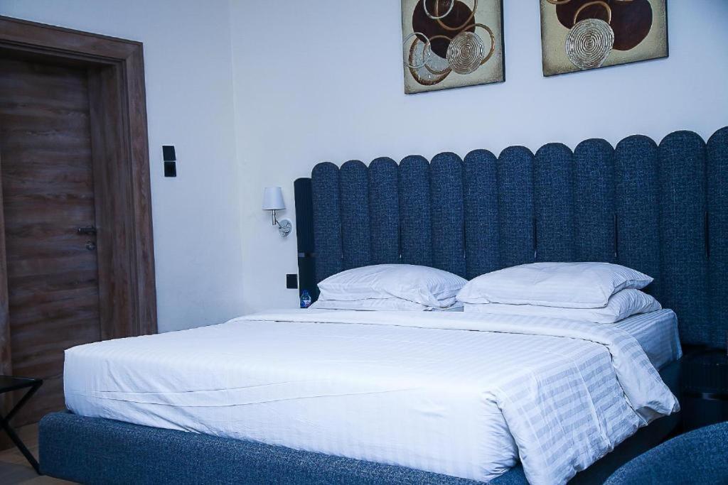 Summerset Continental Hotel Maitama By T E L E Hospitality Abuja Dış mekan fotoğraf